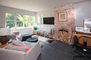 Sitting Room - click for photo gallery